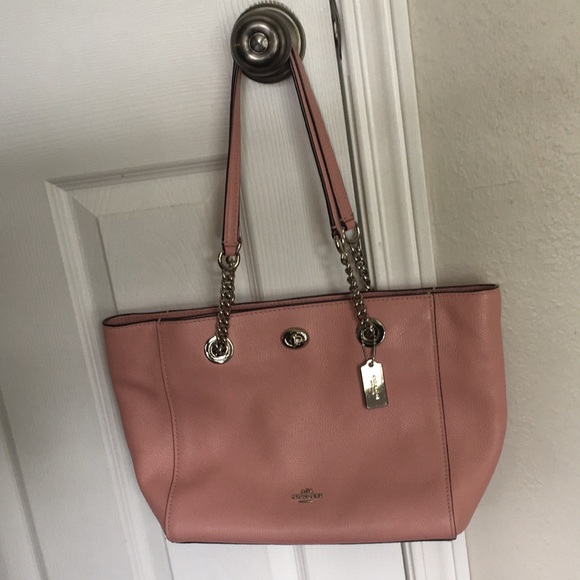 Coach Handbags - Women’s Coach Pebbled  leather tote . Silver tone  chain link handle.